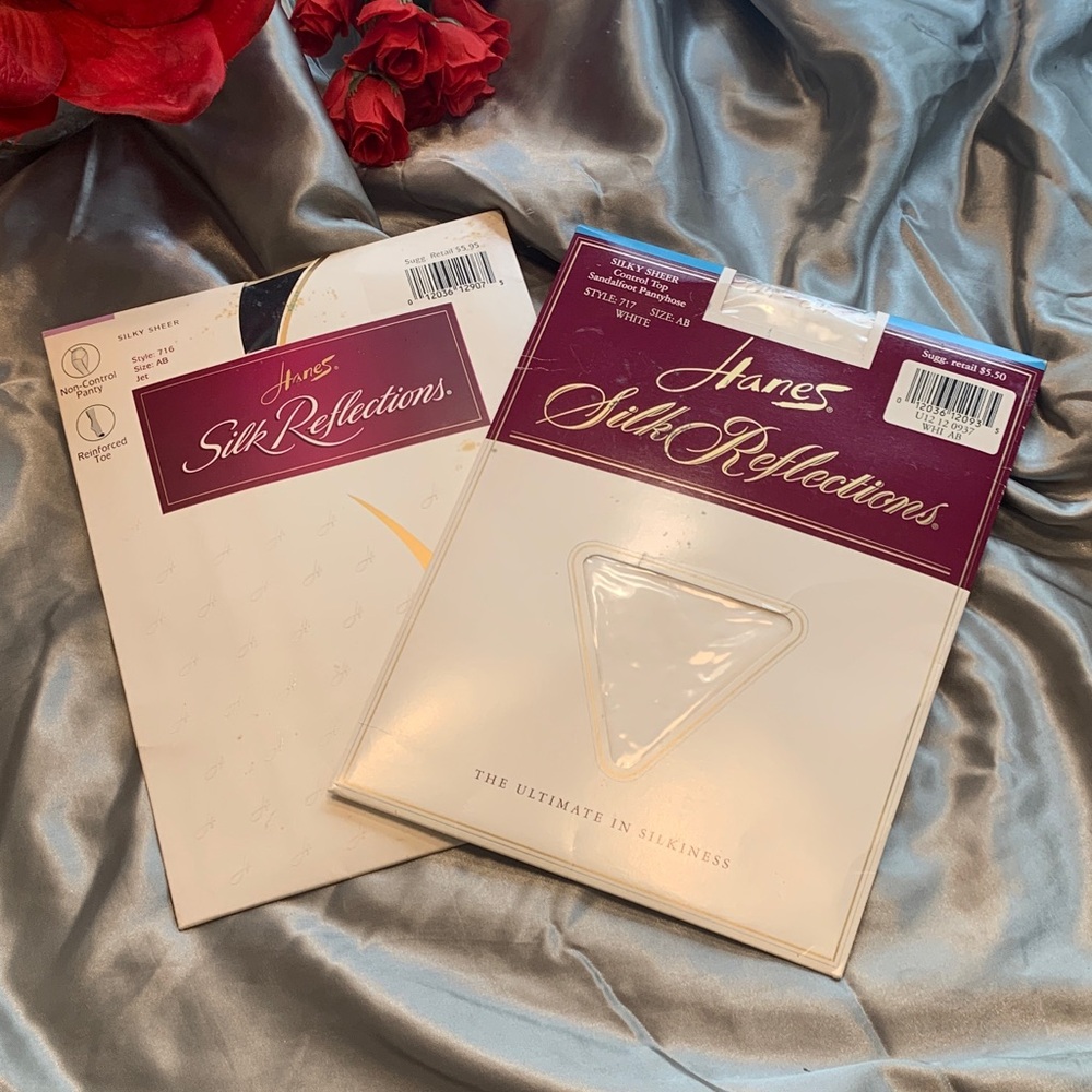 🌹Hanes • NWT Silk Reflections Sheer Hosiery • WHITE & Black • 2 Pair
